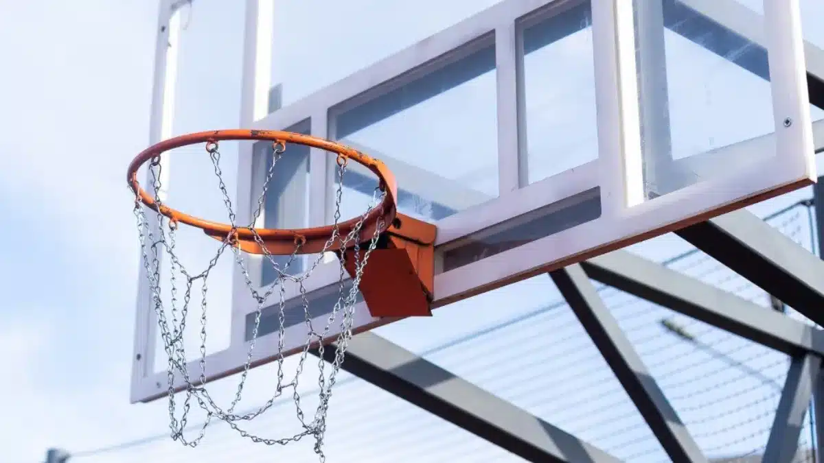Glass vs. Acrylic Backboards_ Which One Should You Choose for Your Court_
